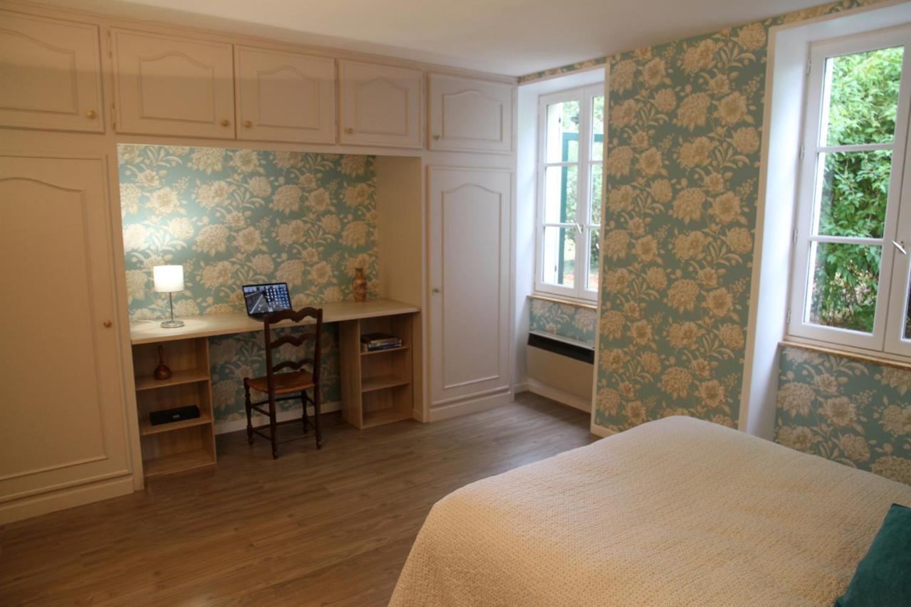 La Maison Et Son Jardin Sur Le Canal De Bourgogne Ravieres Екстериор снимка