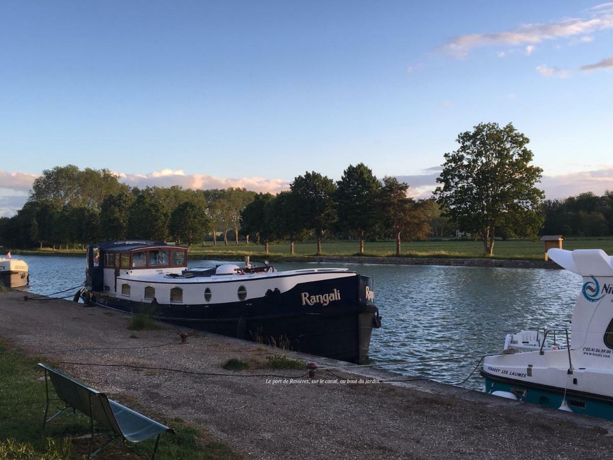 La Maison Et Son Jardin Sur Le Canal De Bourgogne Ravieres Екстериор снимка